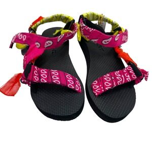Arizona Love Trekky Women's‎ Sz 36 M Colorblock Bandana Paisley Print Sandal NWT